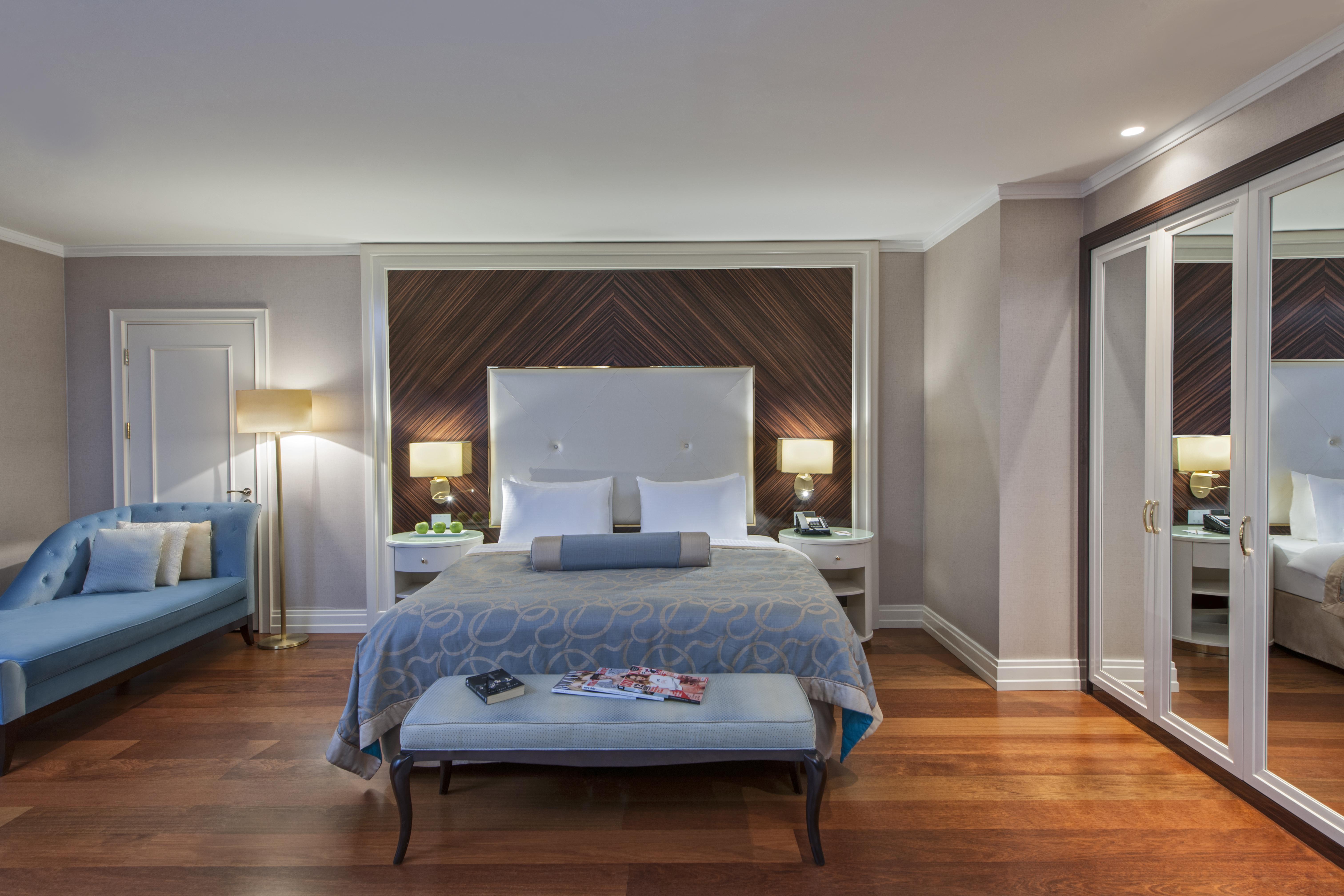 โรงแรมอีลิต เวิลด์ บิซิเนส อิสตันบูล ภายนอก รูปภาพ A bedroom at the hotel