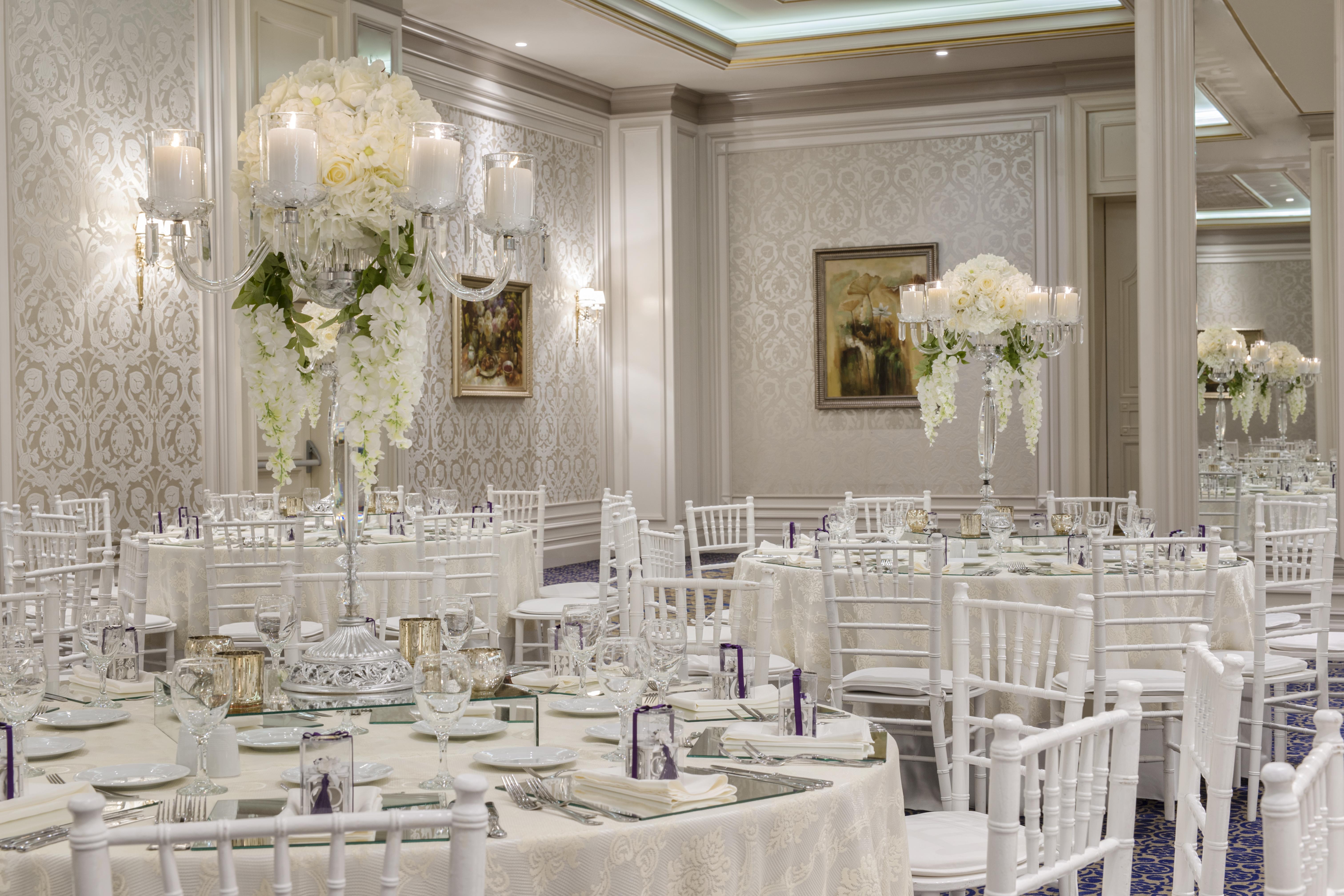 โรงแรมอีลิต เวิลด์ บิซิเนส อิสตันบูล ภายนอก รูปภาพ The ballroom at The Dorchester