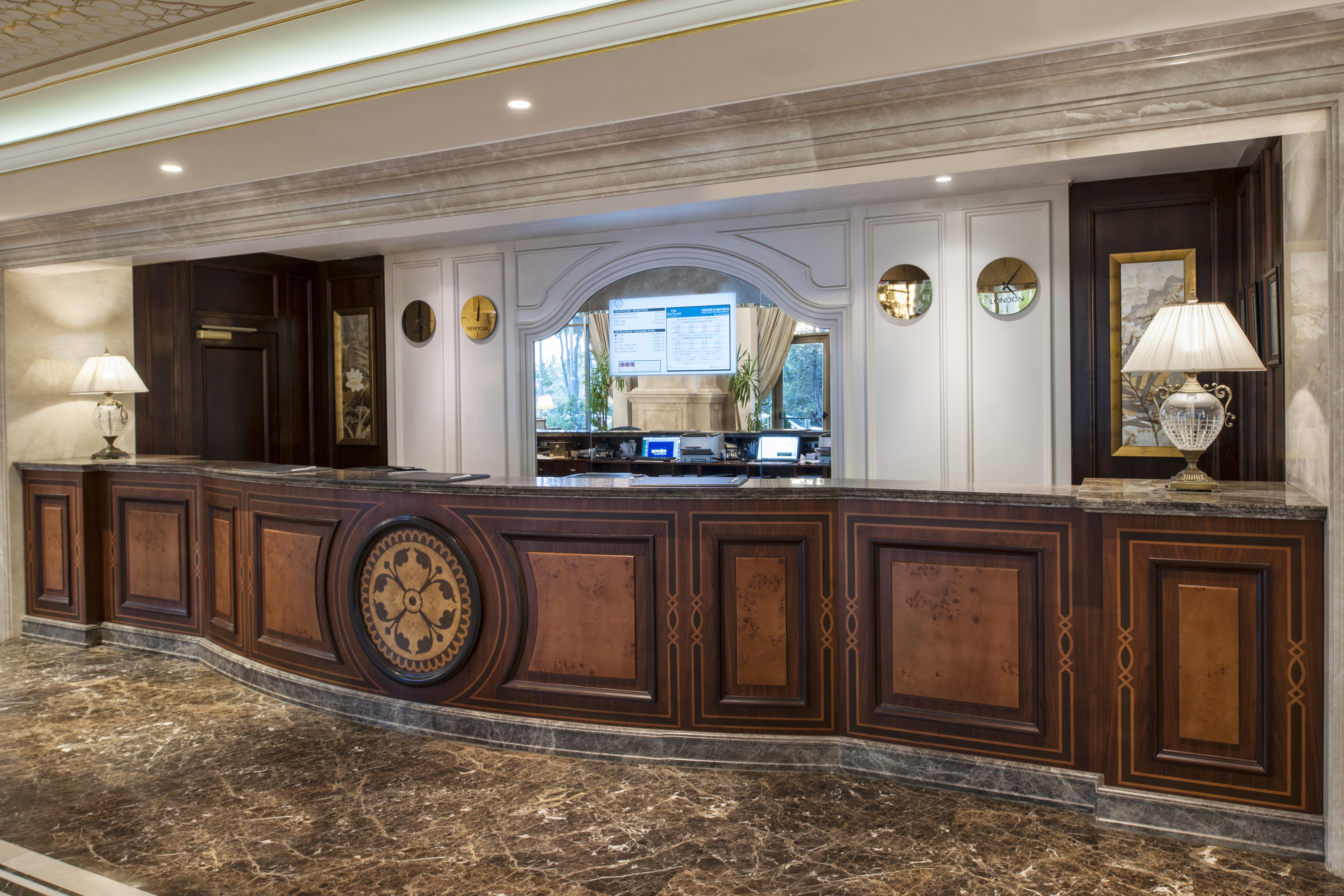โรงแรมอีลิต เวิลด์ บิซิเนส อิสตันบูล ภายนอก รูปภาพ The lobby of the hotel