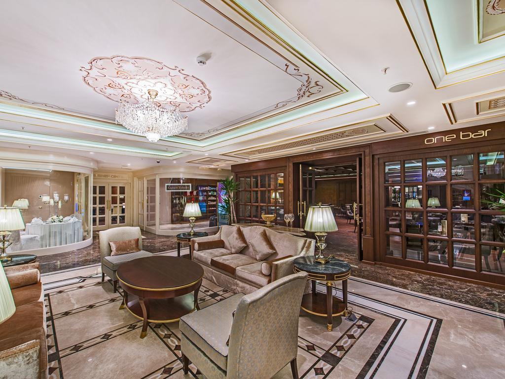 โรงแรมอีลิต เวิลด์ บิซิเนส อิสตันบูล ภายนอก รูปภาพ The lobby of the hotel